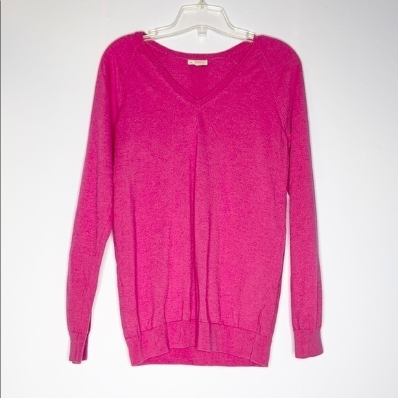 GAP Fuchsia Extra Fine Merino Wool V-neck Sweater US M - Picture 1 of 5